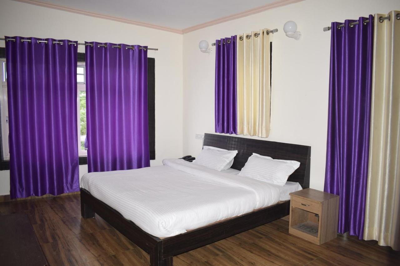 Oyo 23298 Hotel Uttaranchal Inn Найнитал Экстерьер фото