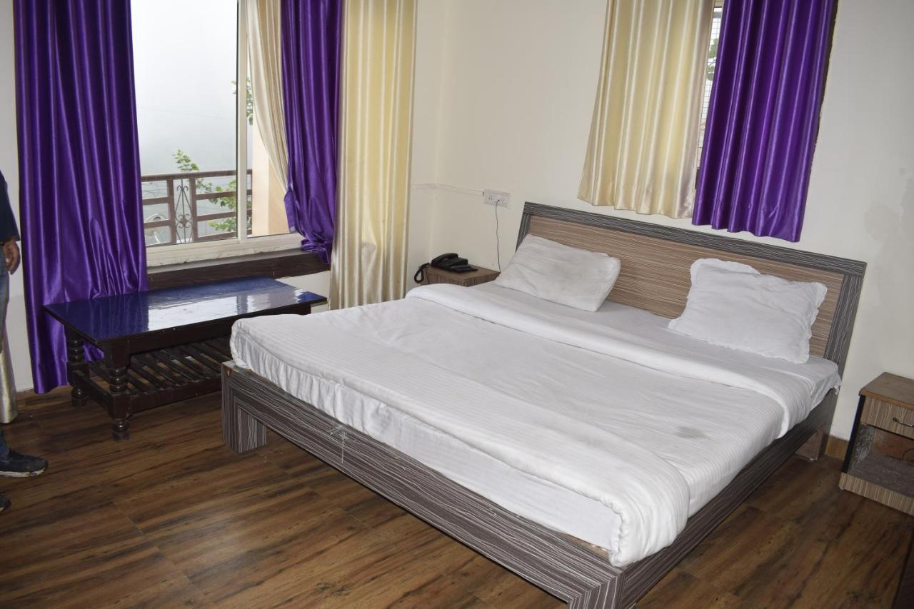 Oyo 23298 Hotel Uttaranchal Inn Найнитал Экстерьер фото