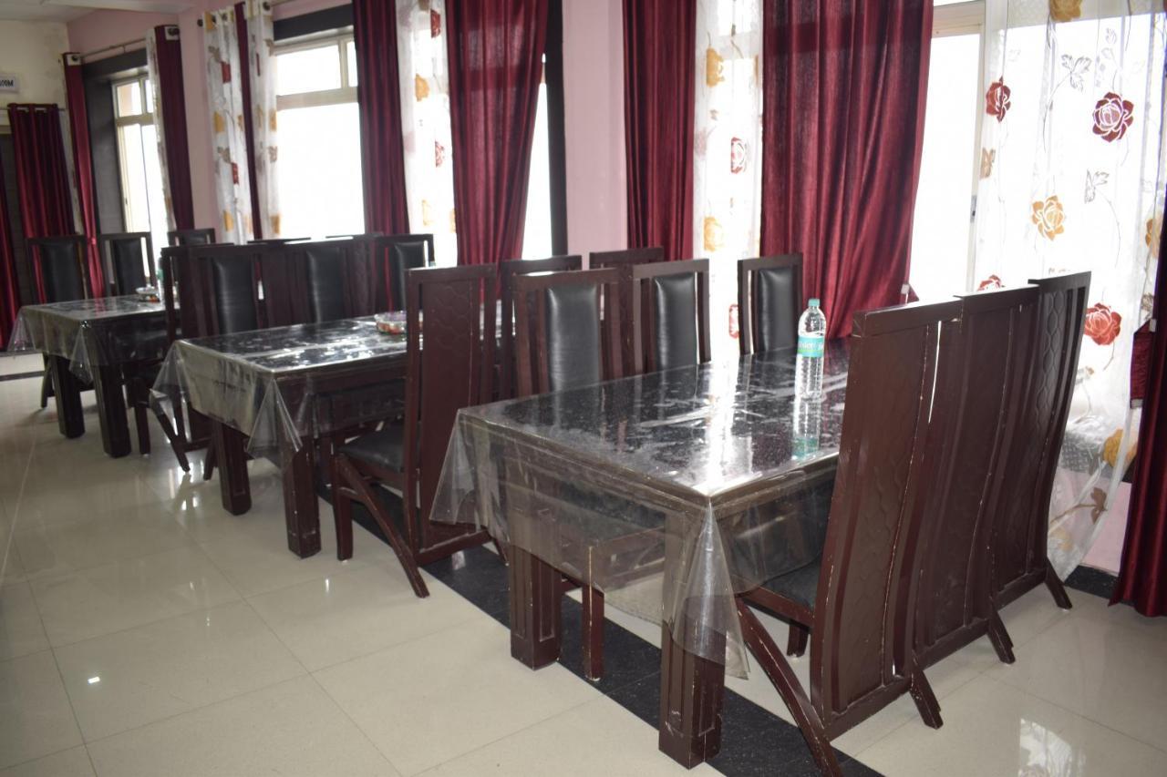 Oyo 23298 Hotel Uttaranchal Inn Найнитал Экстерьер фото